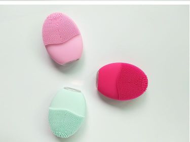 Silicone facial cleanser (Option: Rose Red)